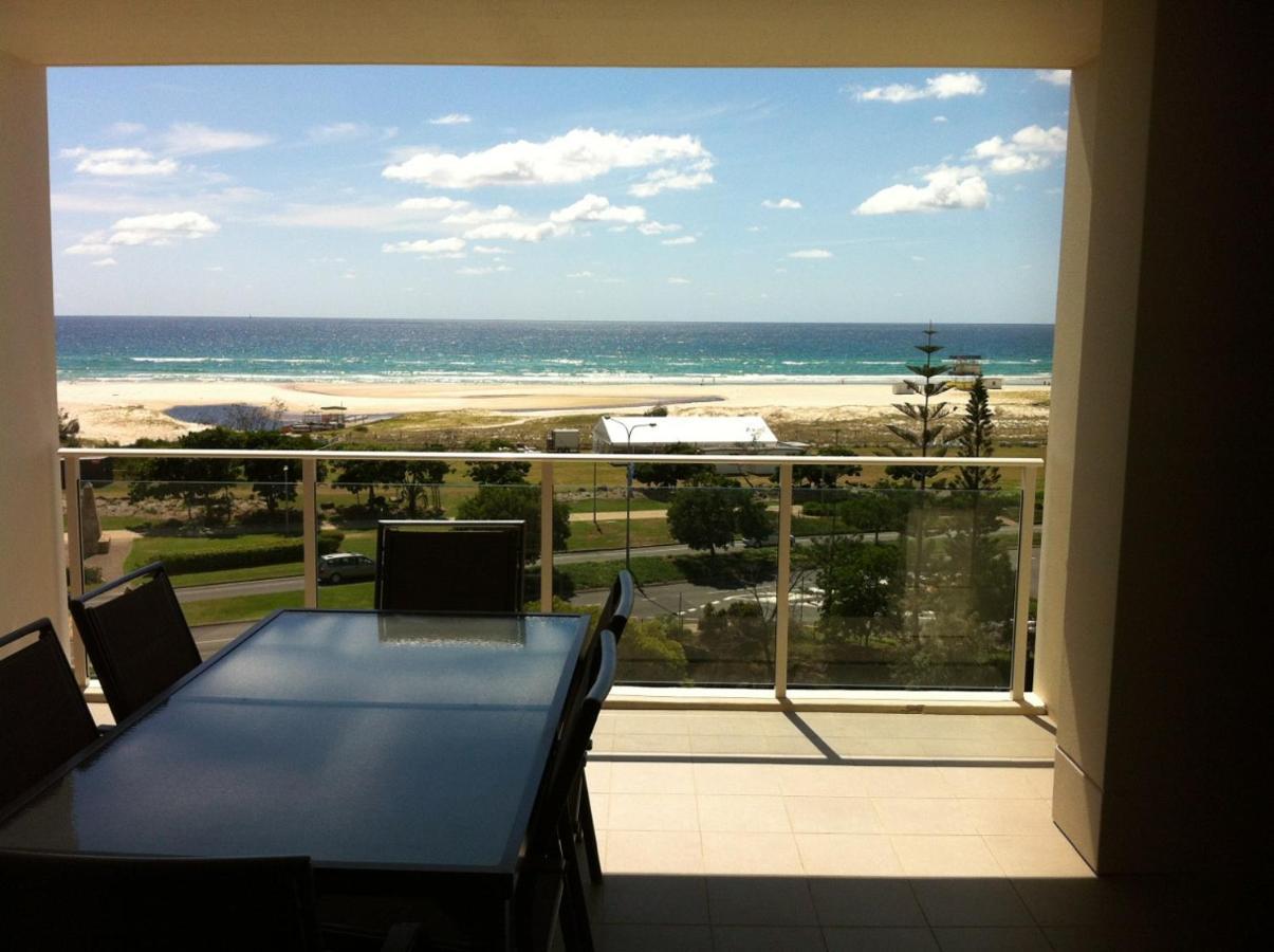 Kirra Surf Apartments Гоулд Коуст Екстериор снимка