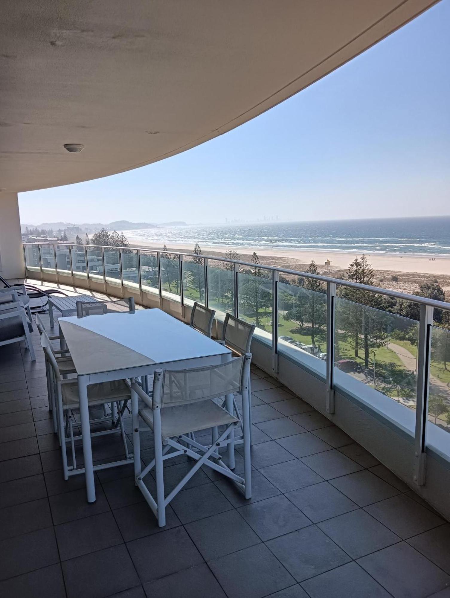 Kirra Surf Apartments Гоулд Коуст Екстериор снимка