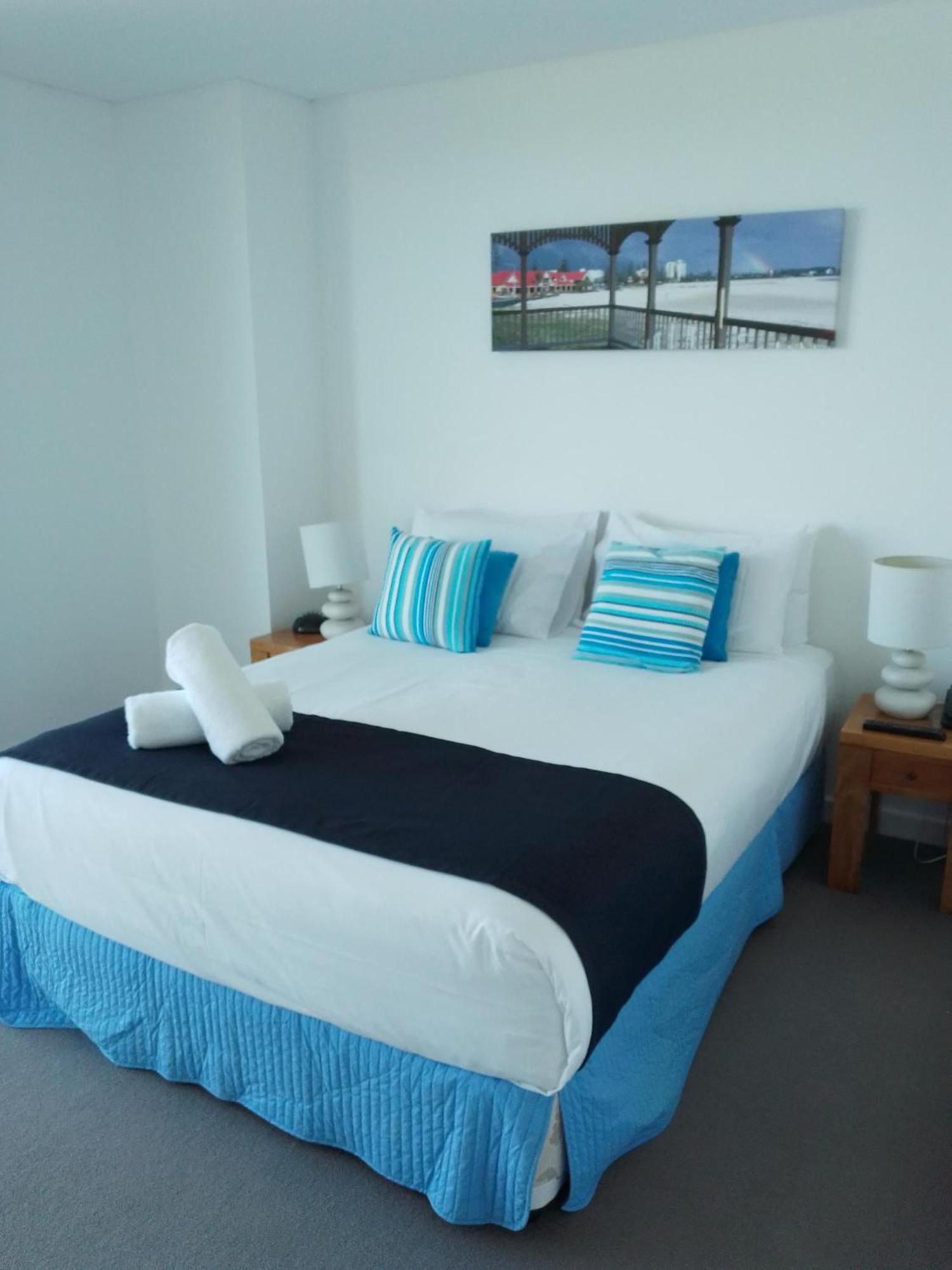 Kirra Surf Apartments Гоулд Коуст Екстериор снимка